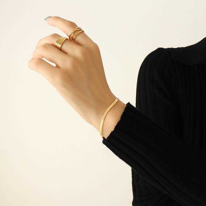 

Wenjian Bracelet Simple And Short Sequin Chain Flat Snake Bones For Women