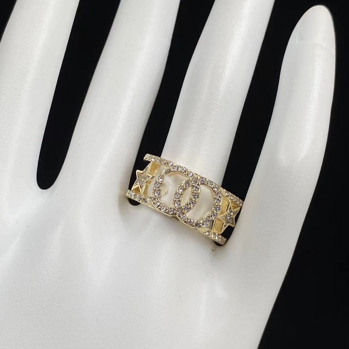 

Gold Designer Ring All Jewelry Love Couple Ring Fashion and Magnificent Ladies and Girls Bride Party Wedding Jewelry