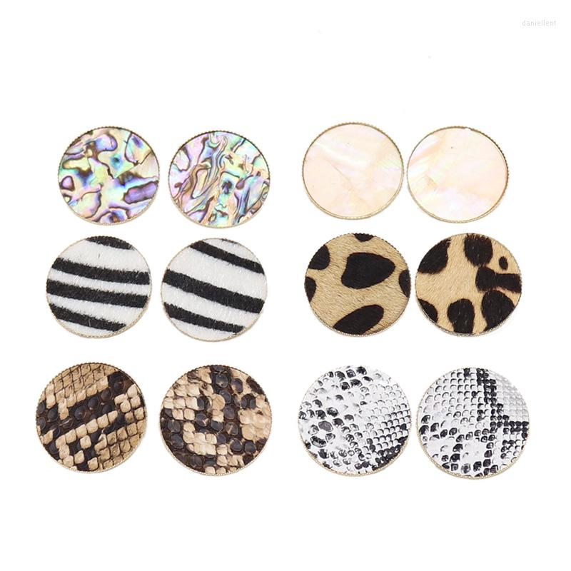 

Stud Earrings Winter Selling Vintage Style 3cm Round Inlay Abalone Leopard Grain Suede For Women Fashion Jewelry Accessories