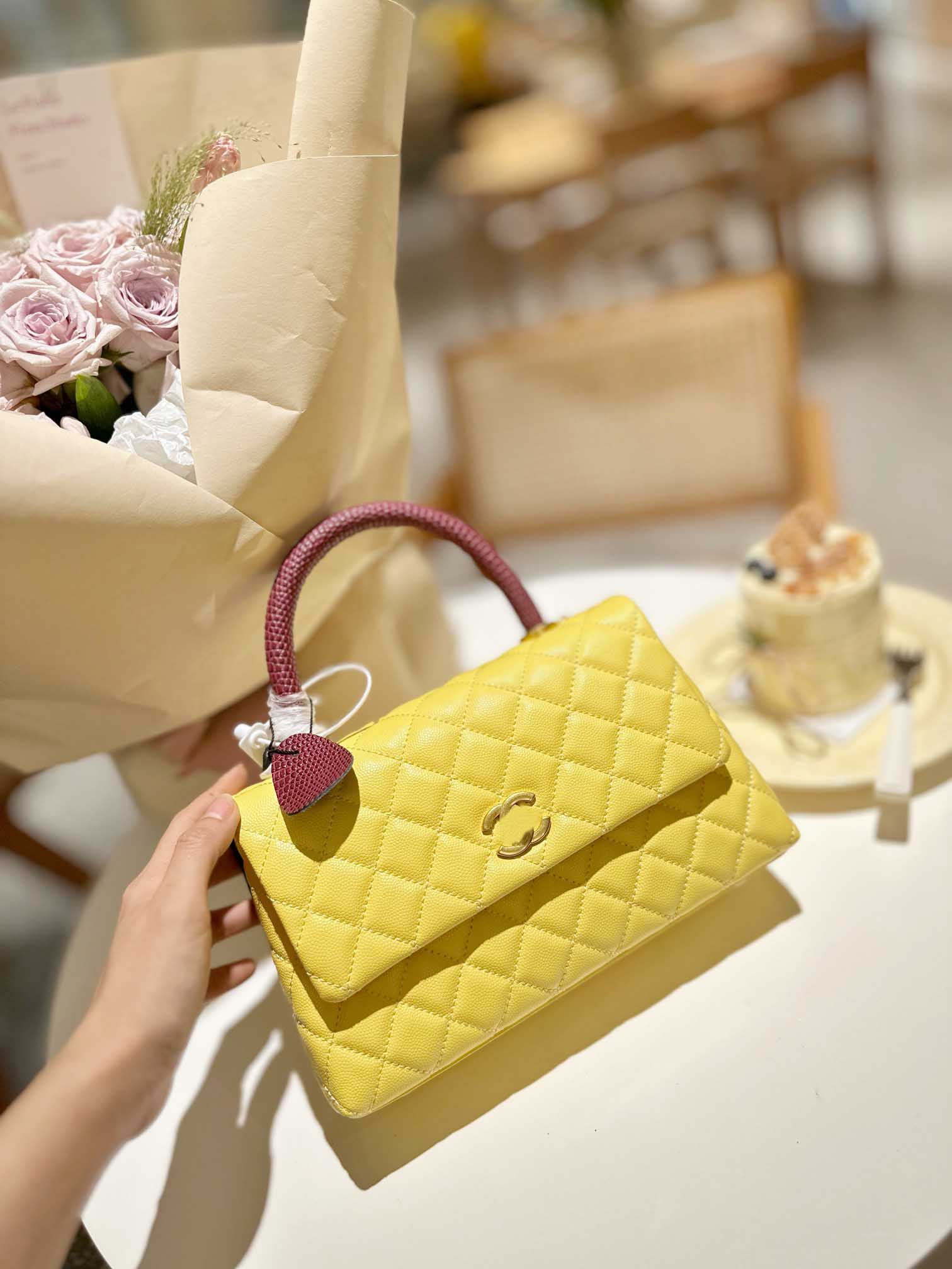 

Brand leather caviar ladies handbag spring summer 2023 new high grade cow ball pattern Joker shoulder messenger bag, Pink