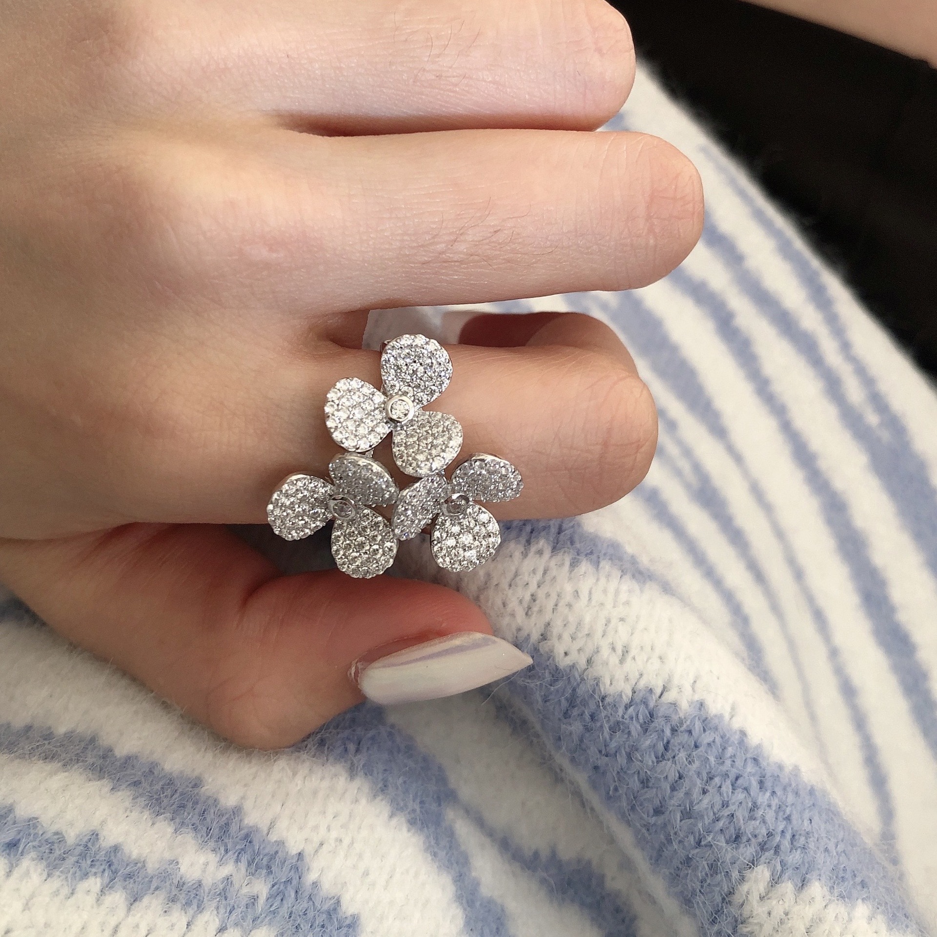 

Big Flower Finger Ring Lab Diamond 925 sterling silver Party Wedding band Rings for Women Bridal Promise Birthday Jewelry