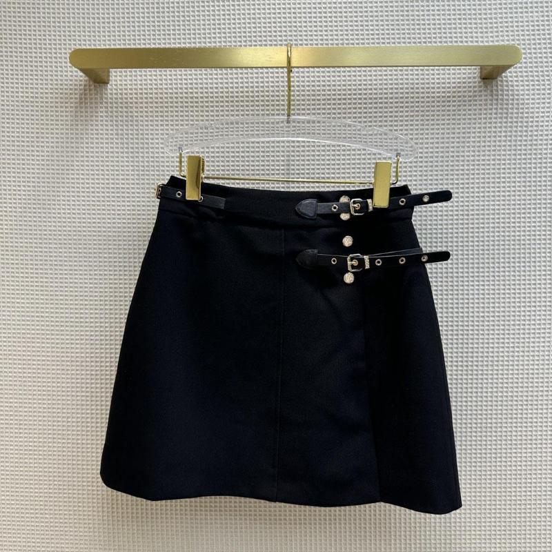 

Skirts Metallic Buckle Trim Half Skirt Black