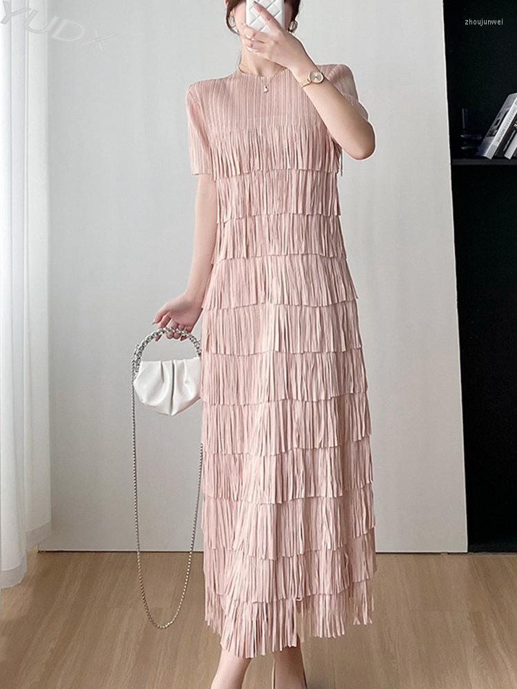 

Party Dresses YUDX 2023 Miyake High-end Fringe Stitching Summer Long Pleated Temperament Ageing Short-sleeved Women, Beige