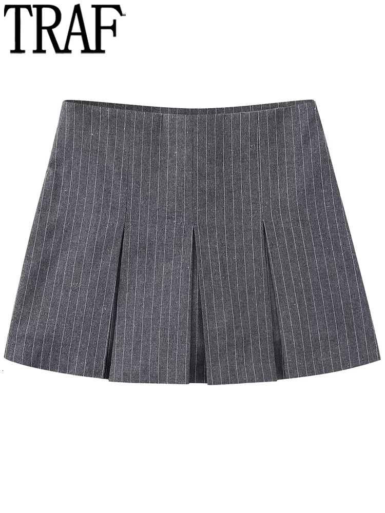 

Womens Shorts TRAF Grey Pleated Skirt Women Striped Bermuda Woman High Waist Casual Mini Harajuku Fashion Skort 230508, Black