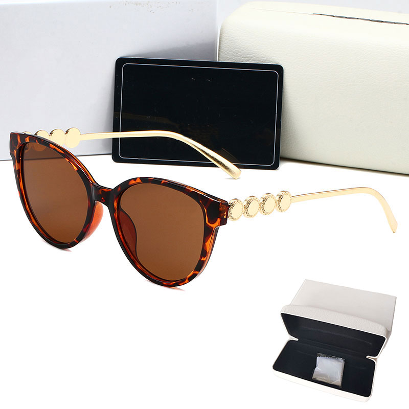 

High Quality beach Womans Sunglasses Clear lenses Mens Sun glasses net red same glasses Brand men Designer eyeglass Gradient women spectacles 4513 Sun glasses