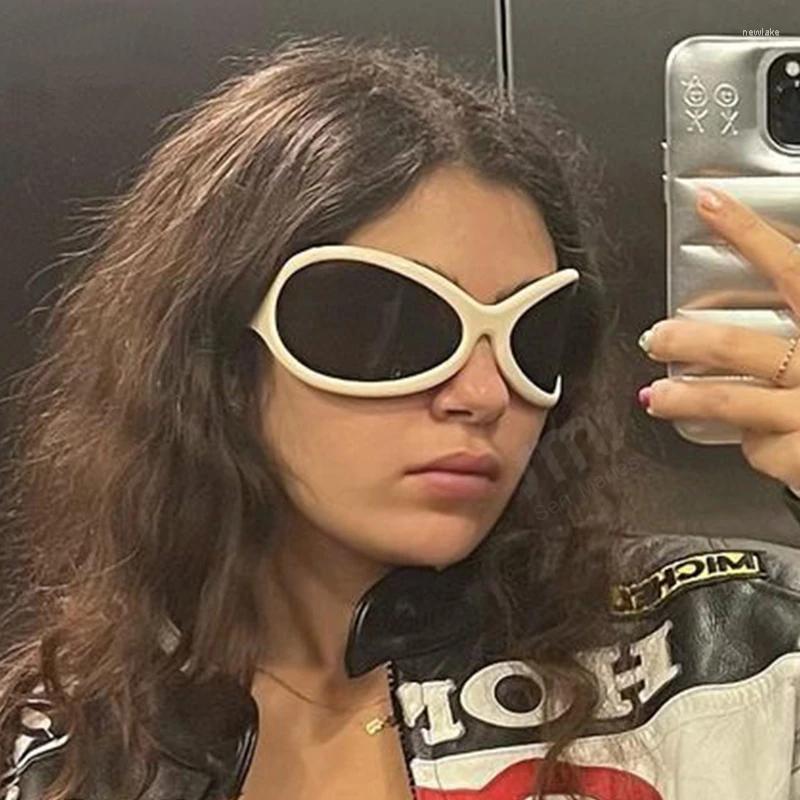 

Sunglasses Luxury Designer Women Men 2023 Oversized Sun Glasses Shades Eyewear Female Y2k Steam Punk Goggle Oculos