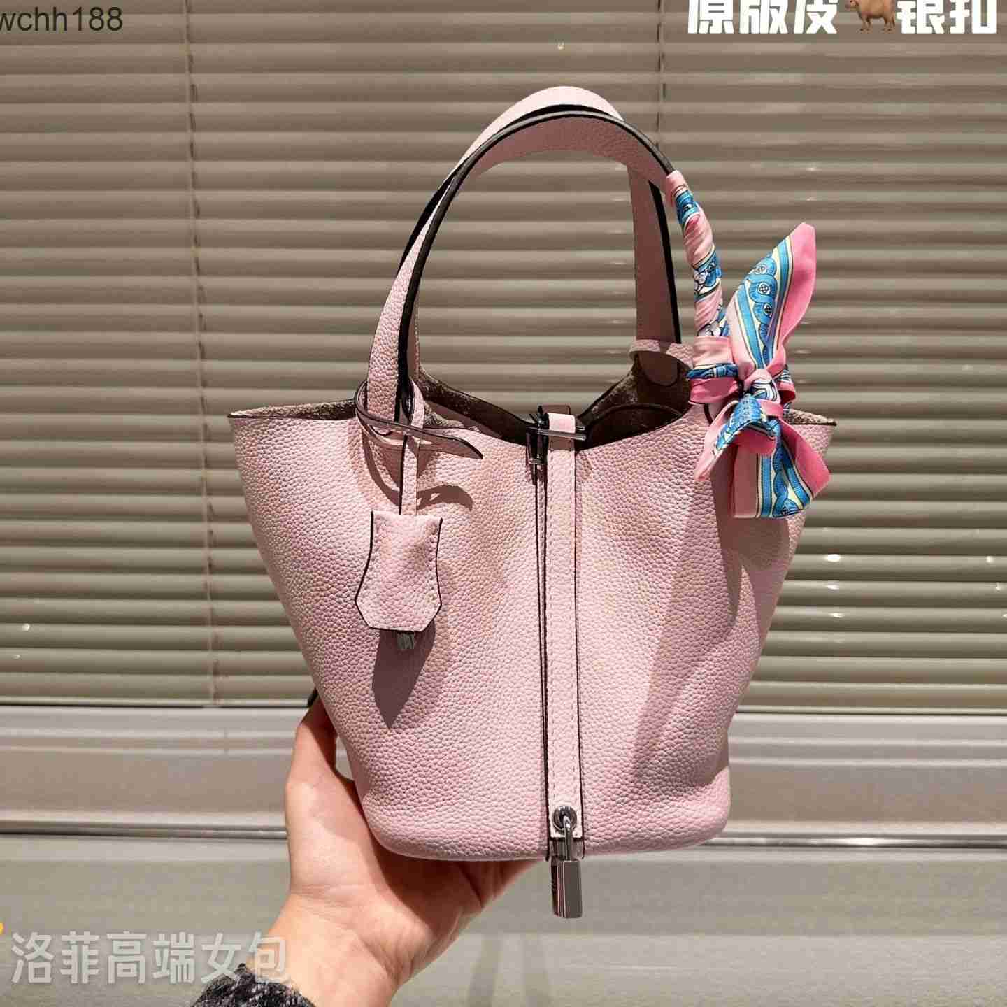 

Designer Tote Picotin Bags Locks Bag Basket Top Layer Cowhide Women's Leather Bucket Lightweight 2023 High Handbag 18cm Sgnh, Black (silver buckle)