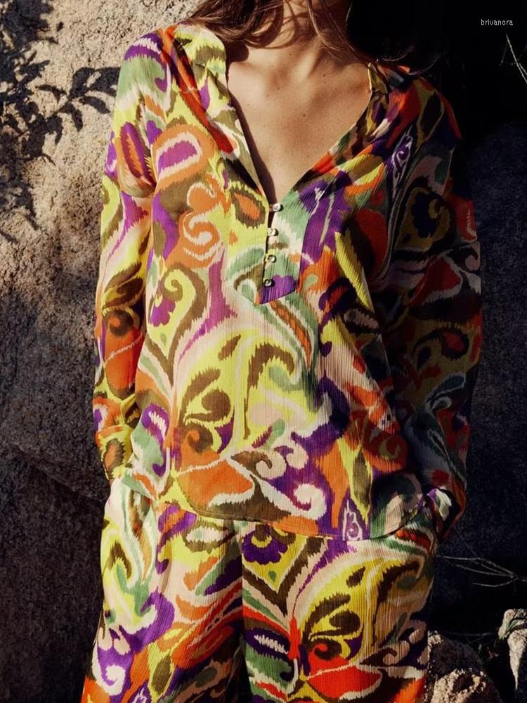 

Women's Blouses 2023 Women Summer Shirts Tops Vintage Print V-Neck Buttons Loose Female Elegant Street Chiffon Top Clothing