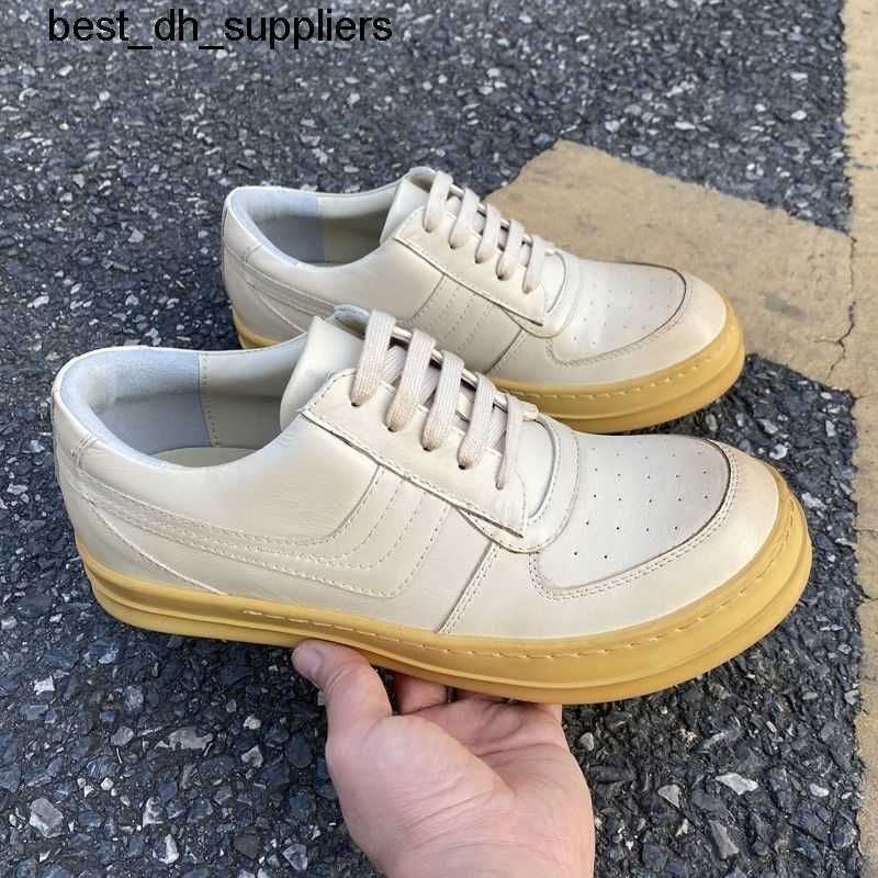

22ro spring worn low top big inverted triangle hook men's shoes cowhide casual rubber sole beige light veneer shoes, Retro beige