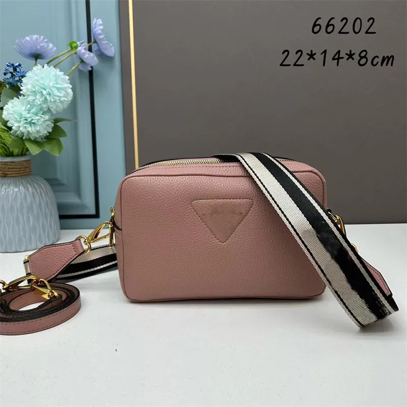 

Shoulder Bags Designers Crossbody Wallet Classic Luxurys Handbag Tote Wide Strap Camera Womens Designer Casual Bag