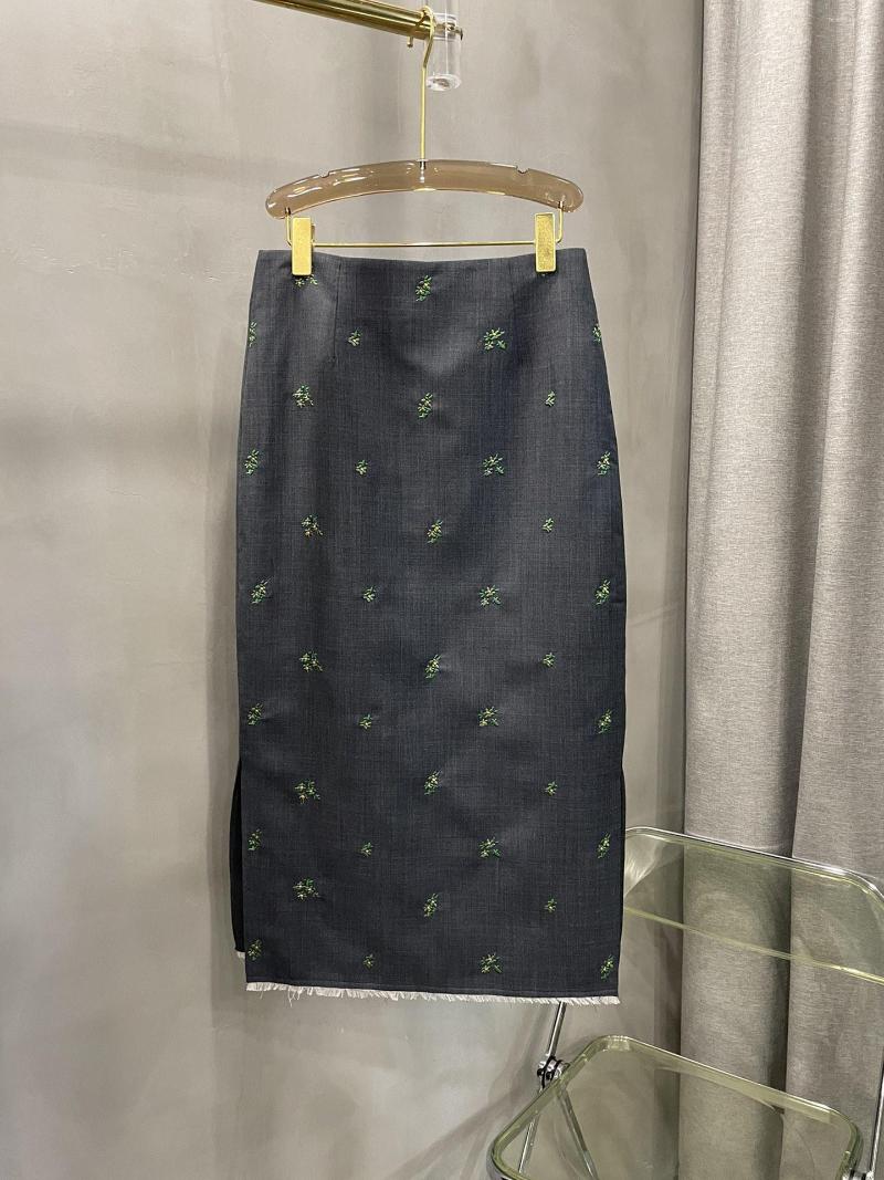 

Skirts Autumn And Winter Wool Embroidery Half Skirt High-end Fabric, Dark grey