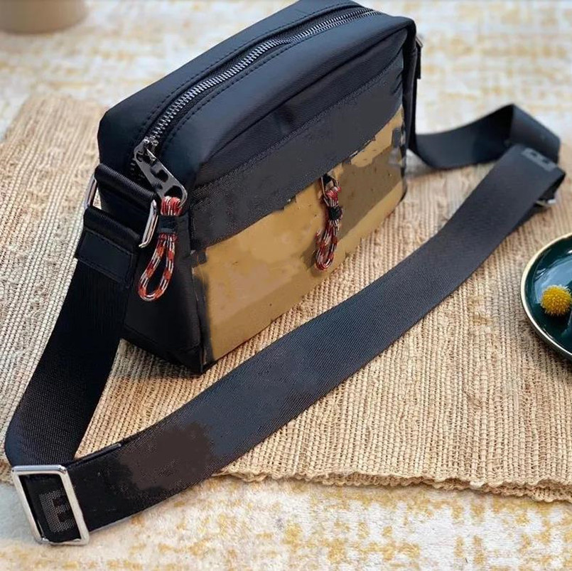 

Men's Women'sPlaid Canvas Cloth Messenger Bag Camera Bag Shoulder Bag Top Workmanship High-end Product Size 22 cm, Waist bags