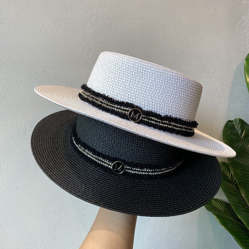 British vintage black and white flat top hat m letter women's spring and summer travel shade sun protection beach hat vacation straw hat sun ha