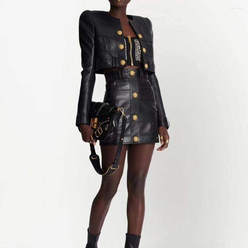 

Skirts Summer 2023 Street Trendsetter PU Leather Bag Buttock Skirt Fashion Metal Zipper Small Crowd Design Wholesal, Black