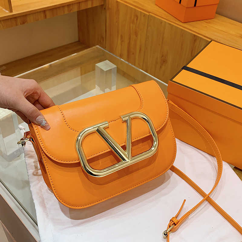 

2023 handbag s New Fashion Small Square Women's One Shoulder Crossbody Bag, Black10
