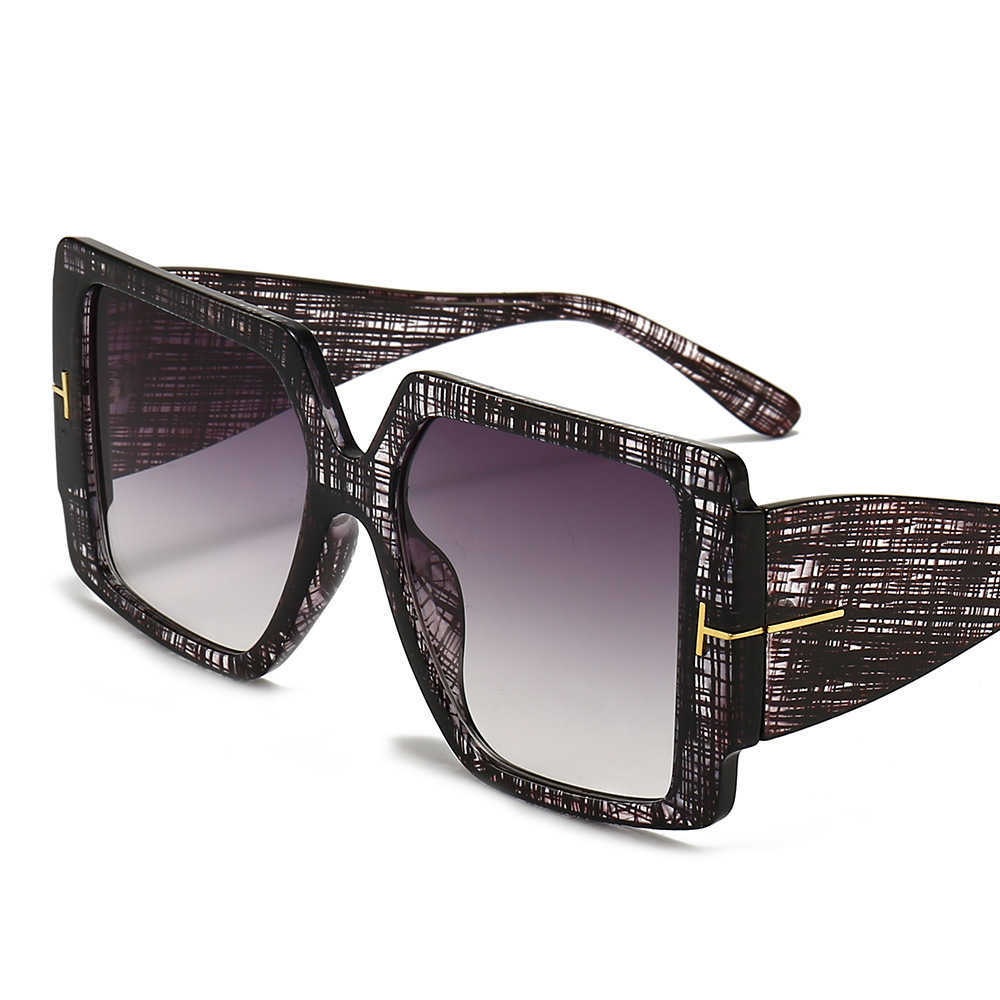 

New fashion Square T-shaped glasses Personality Fashion street photography sunglasses for men and women