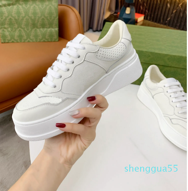 

dress Shoes Perforated embossed bulge Letter Sneaker Men Women Trainers Genuine Leather Casual Shoe With box+dust bag, Black