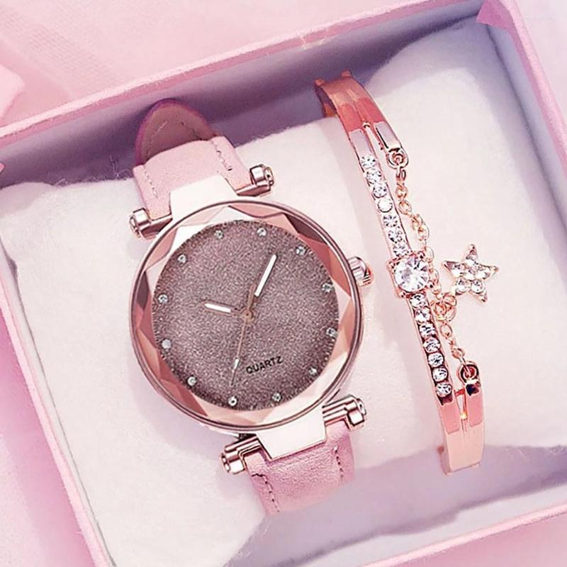 

Wristwatches Women Watches Luxury Fashion Ladies Watch Leather Band Female Quartz Montre Femme, 1 watch
