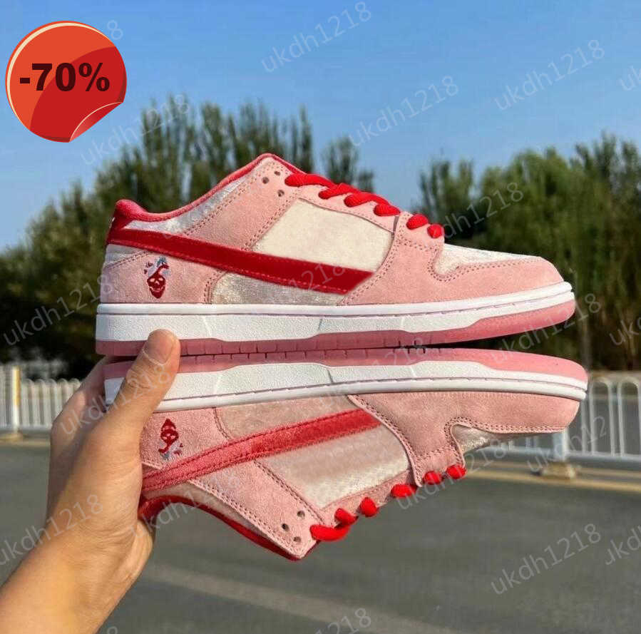 

Sandals With Box Men Women shoes Authentic SB Low StrangeLove Skateboards Valentine's Day Pink Red White CT2552-800 Running Sp, Customize
