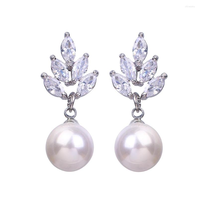 

Stud Earrings Bettyue Brand Fashion Charm Plant Cubic Zircon White Pearl Jewelry For Woman Florid Wedding Party Birthday Gift