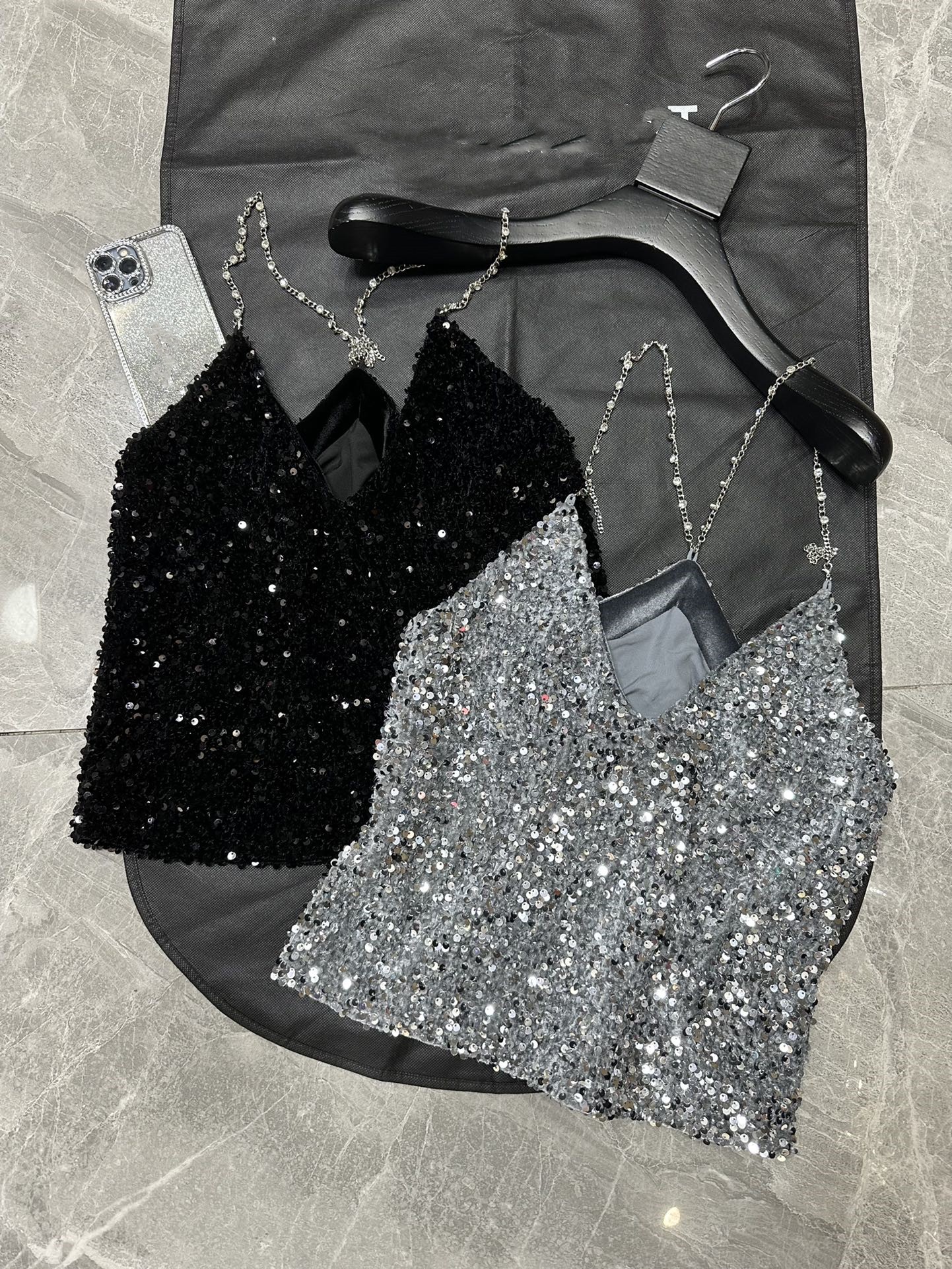 

Women' Tanks & Camis 2023 European luxury designer designs sequin mini straps, Gray