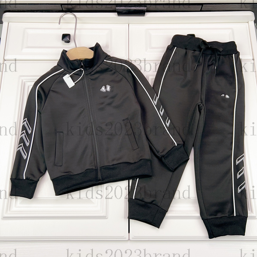 

black color designer hooded sets 2023ss high end children hooded jackets with long pants two pieces sets fashion kids tracksuits newly boys sports wear size -160cm, 2#