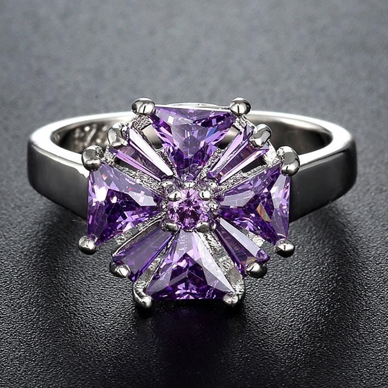 

Wedding Rings Elegant Female Purple Color Cubic Zircon Ring Fashion Simple Design Wild For Women Engagement Birthday Party Jewelry GiftsWedd