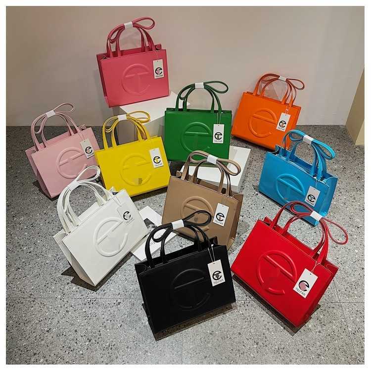 

2023 Fashion handbag Autumn Style Simple and Stylish Large Capacity Women's One Shoulder Handheld Crossbody Bag, White9