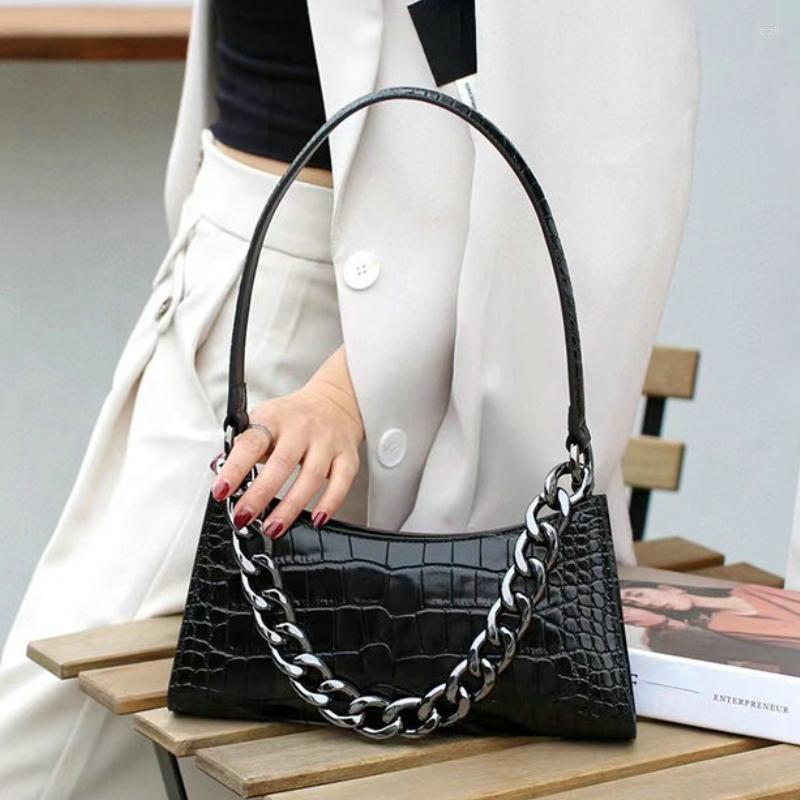 

Evening Bags Fashion Women's Bag 2023 Korean Style Simple Tote High Quality Crocodile Pattern Cowhide Chain Underarm Shoulder, Black