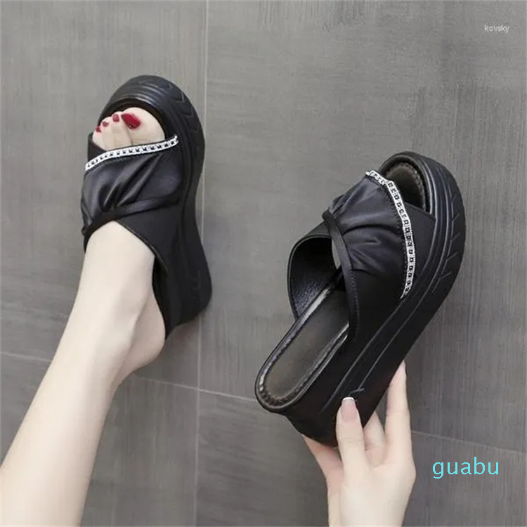 

Slippers Shoes Casual Med Platform Slides On A Wedge Slipers Women Luxury Soft PU Synthetic Fretwork Fashion Woman's