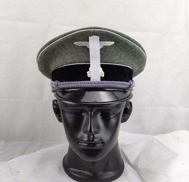 

Berets GERMAN WAFFEN ELITE INFANTRY OFFICER VISOR CAP WOOL MADE MILITARY HAT AND TWO METAL SILVER BADGE3991178, Red