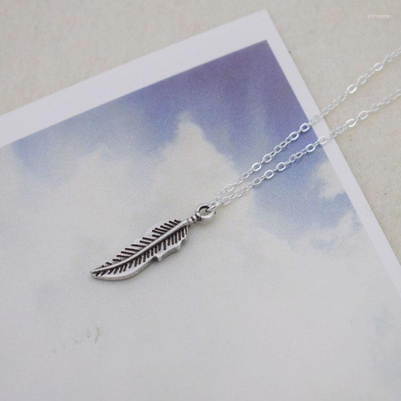 

Chains Leaves Feather Pendant Neckalce For Women Wedding Engagement Lucky Jewelry