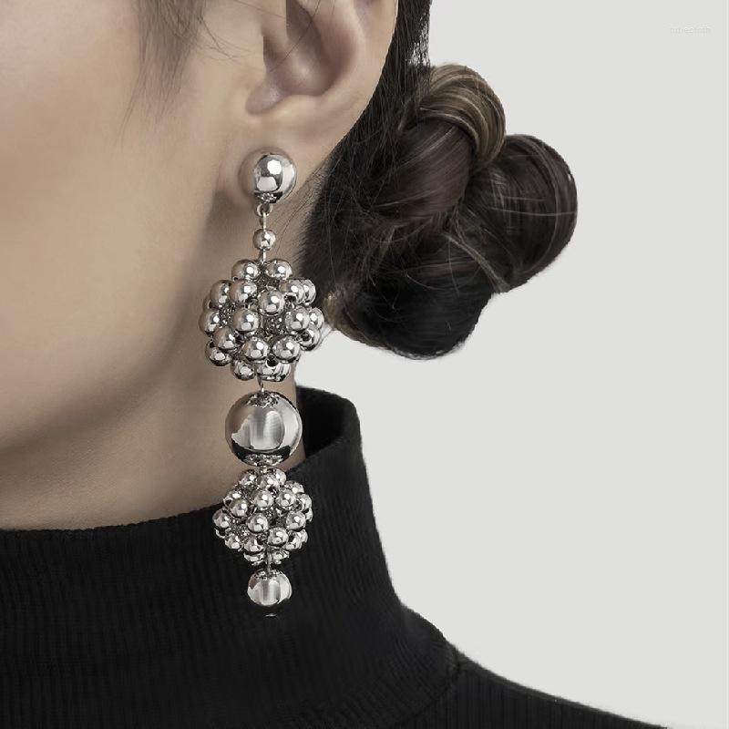 

Stud Earrings Metal Ball European And American Style Personality Fashion Long Tassels Ms Girl Travel Accessories 2023