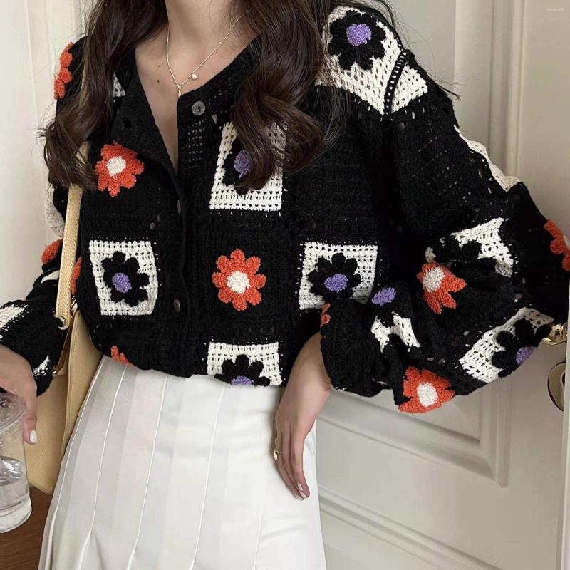 

Women's Knits Spring Japanese Sweet Hollow Out Embroidery Flower Knitted Cardigan Women's Sweater Short Long-sleeved Knitting Pullover, Black