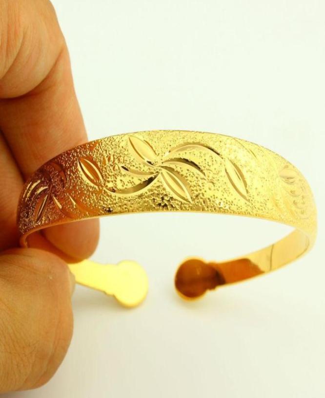 

Big Size Trendy Gold Color African Wide 13mm Bracelet Bangle WomenMen Jewelry16930426