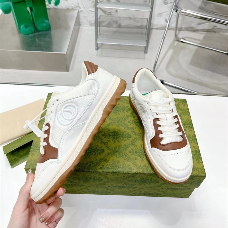 

Fashion men's and women's casual shoes Spring and autumn luxury designer leather sneakers couple style retro small dirty shoes white running LACES box