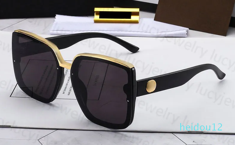 

Designer Sunglasses Man Woman Luxury Sun Glasses Rectangle Goggle Adumbral 3 Color Full Frame Optional
