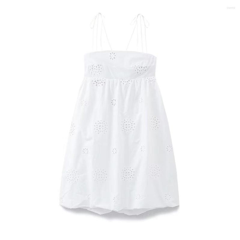 

Women's Tanks Summer Women's Straps Dress Sleeveless Sexy White Fashion Suspender Short Camisole, Bj-3249