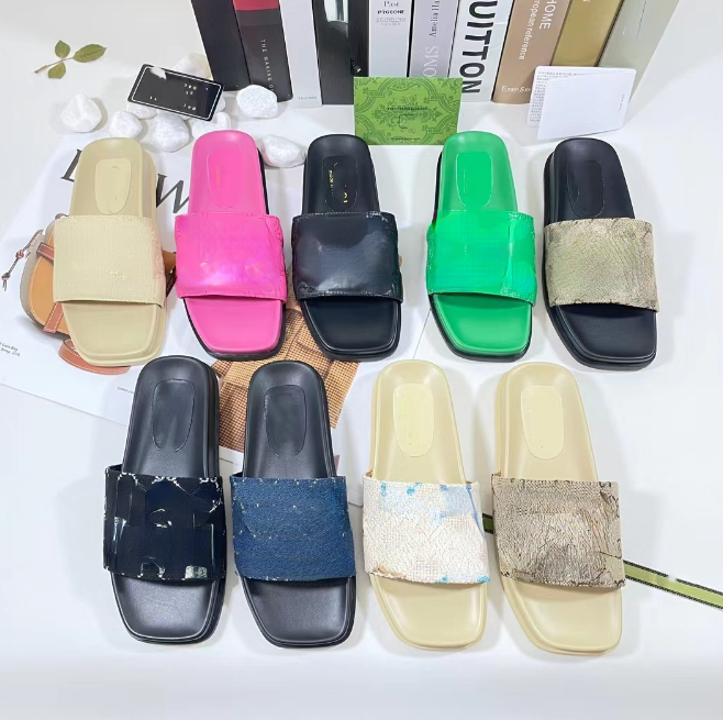 

Top Quality Presbyopic Candy Color New Square Toe Flat Bottom Printed Ankle-Strap Sandals Slippers Factory Direct Sales