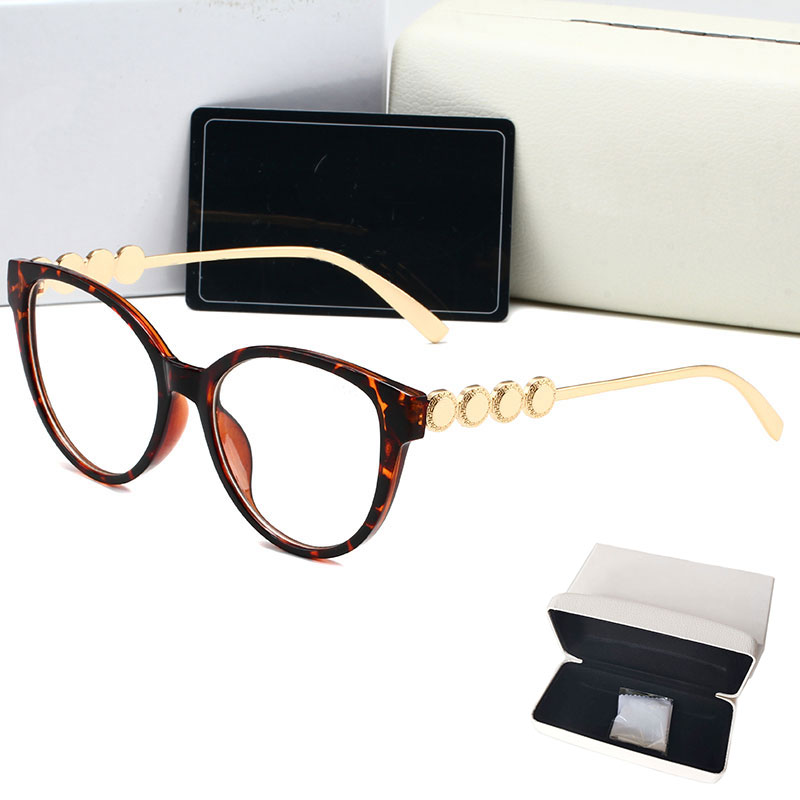 

High Quality beach Womans Sunglasses Clear lenses Mens Sun glasses net red same glasses Brand men Designer eyeglass Gradient women spectacles 4513 Sun glasses