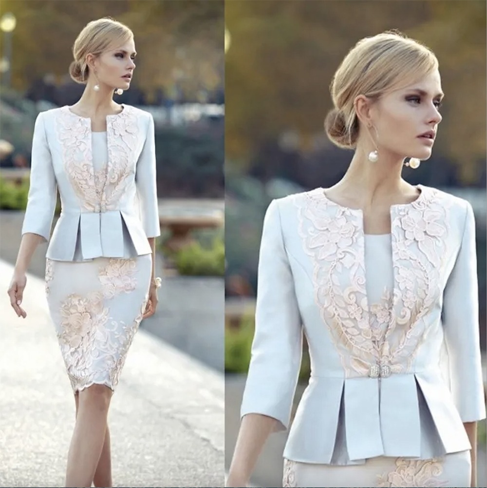 Robes de mère de mariée bon marché appliquées avec manches 3/4 robe d'invité de mariage peplum longueur au genou, plus la taille veste mère robe
