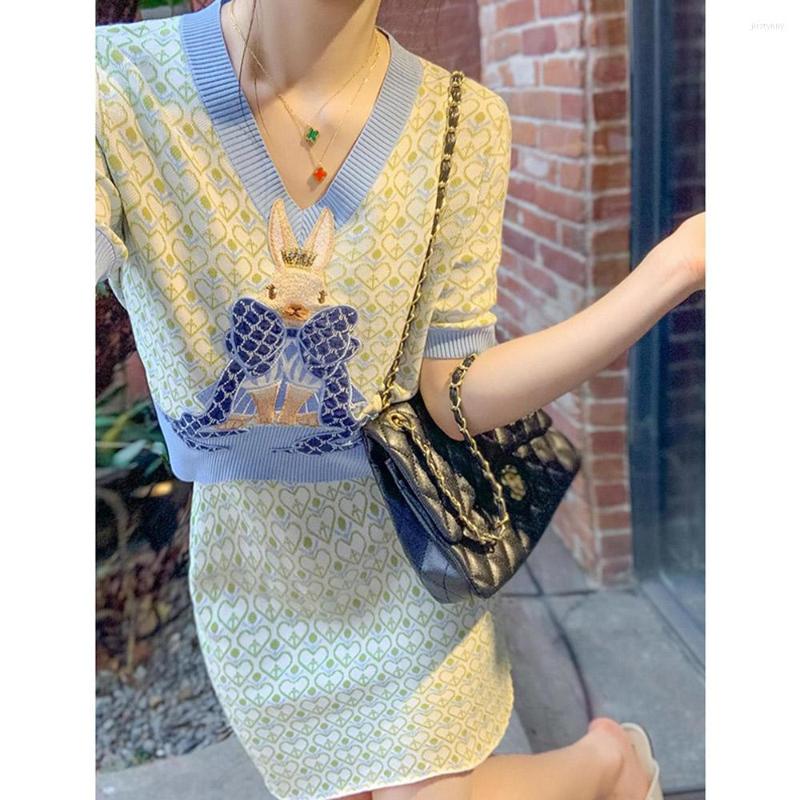 

Work Dresses Love Heart Embroidery V-Neck Knitted Pullover Female Suit 2023 Two-Piece Set French Casual Sweet Gentle Chic Outflits, The picture color