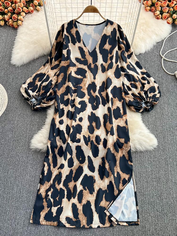 

Casual Dresses Autumn Vintage Loose Leopard Dress Women Elegant V-Neck Puff Long Sleeve Khaki/Black/Rose Red Midi Vestidos Female Fashion