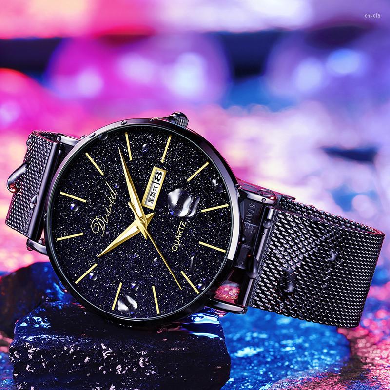 

Wristwatches Personalized Dial Man Watch Student Trend Waterproof Ultra-thin Sports For Men Week Calendar Display Fashion