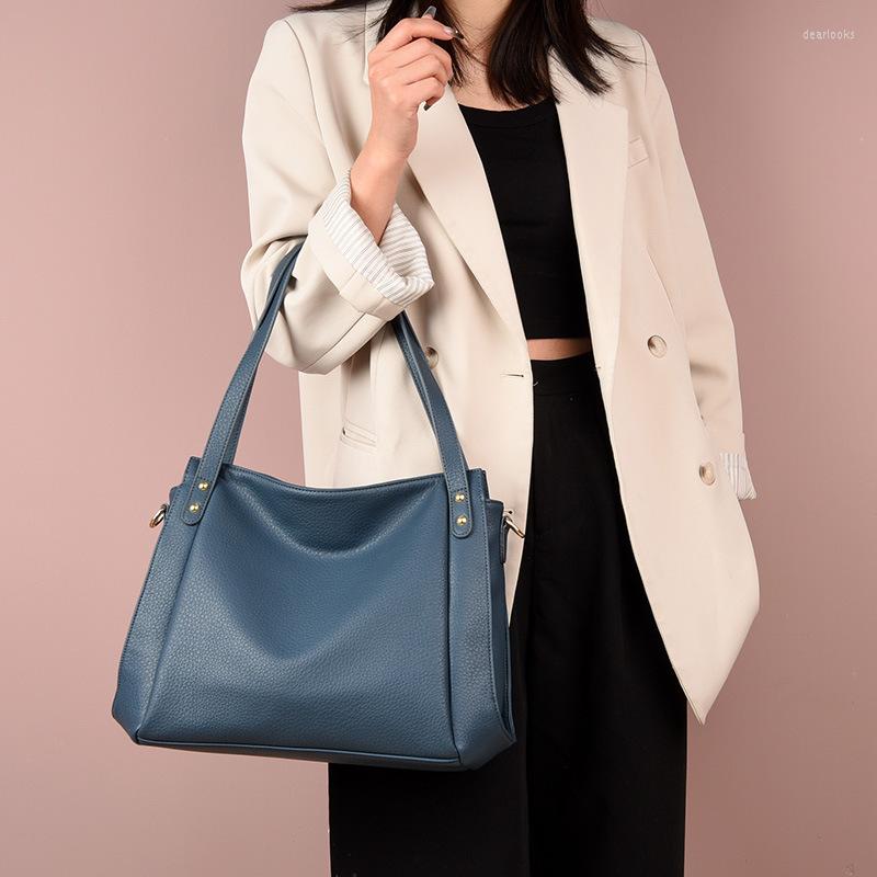 

Evening Bags Fashion Trend Women's Tote Bag Large Capacity Commuting Multi-function Soft Leather Crossbody Shoulder, Black