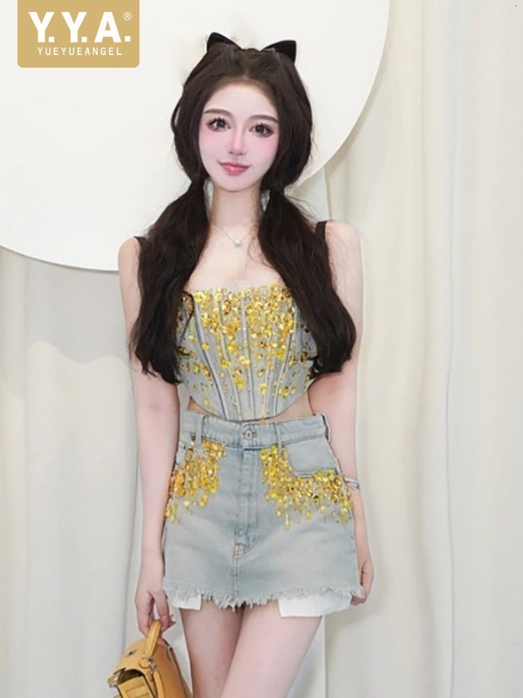 

Two Piece Dress Street Fashion Beading Summer Sexy Backless Suspenders Camisole Cropped Top High Waist ALine Denim Short Skirt Tow Set 230508
