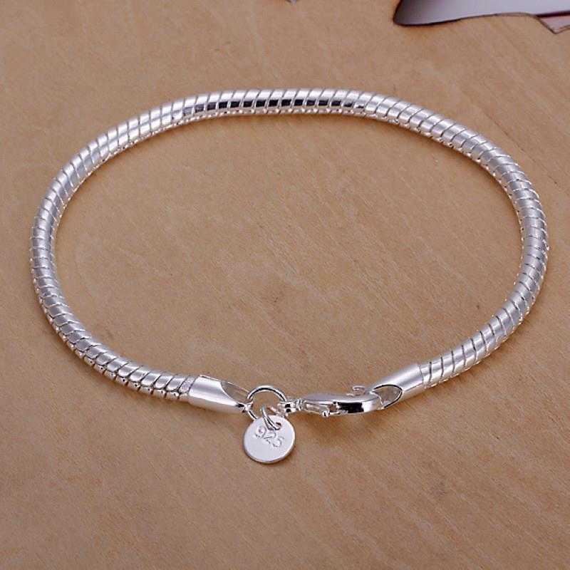 

Selling Fashion Personality Silver Plated Snake Bone Bracelet Factory Price Wholesale