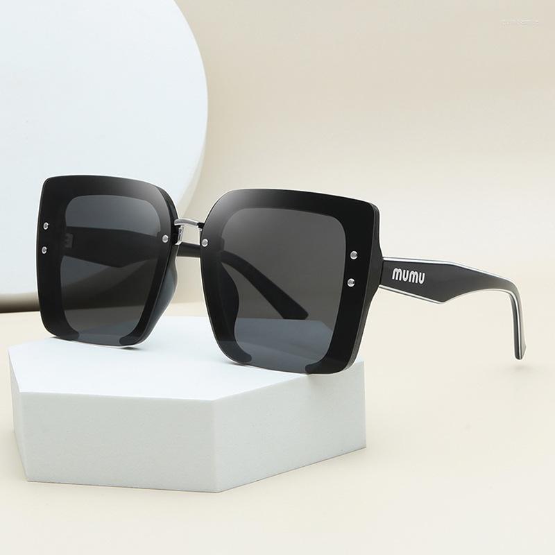 

Sunglasses 2023 Square Women Designer Letter Sun Glasses Vintage Polarized Eyewear Male UV400