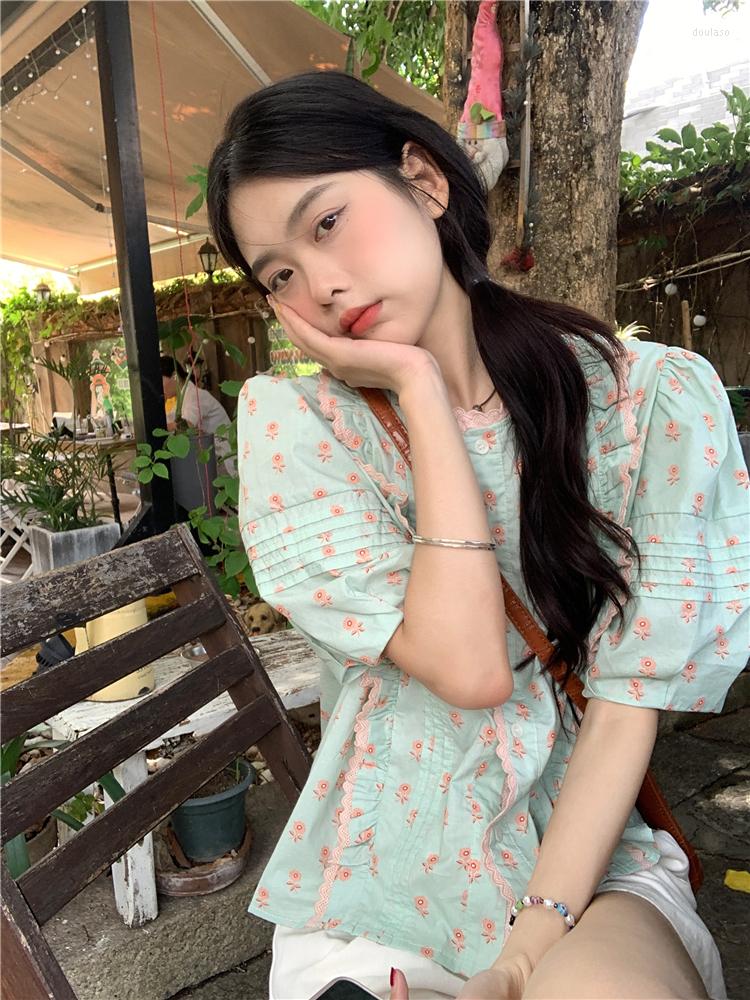 

Women's T Shirts GY2425 French Vintage Floral Foam Sleeve Shirt Summer 2023 Design Sense Small Chic Short, Light green
