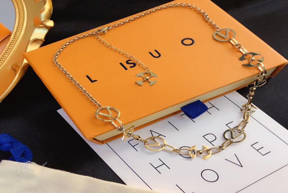 

Popular International Luxury Brand Necklaces Fashion Girl Pendant Necklace 18k Gold Plated Long Chain Designer Jewelry Classic Des1966720